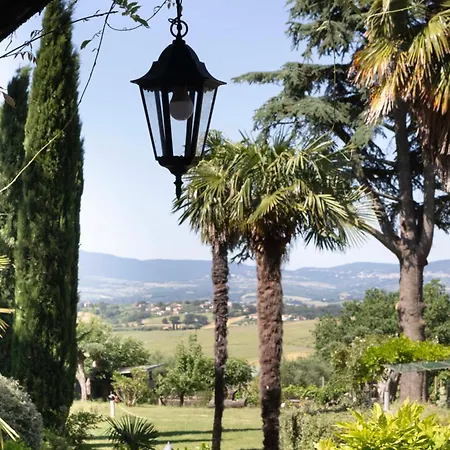 Tuscany - Townhouse - Sleeps 18 - Garden Near *